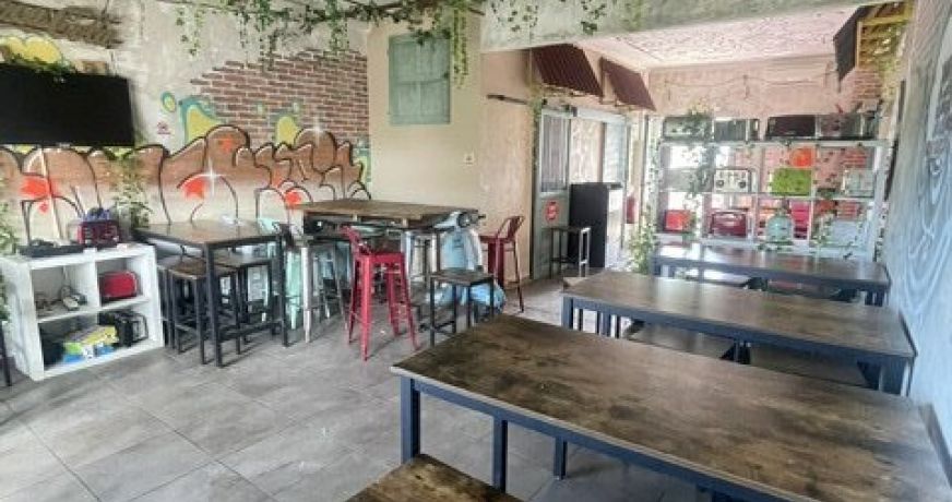 vente Local commercial Saint Clement De Riviere
