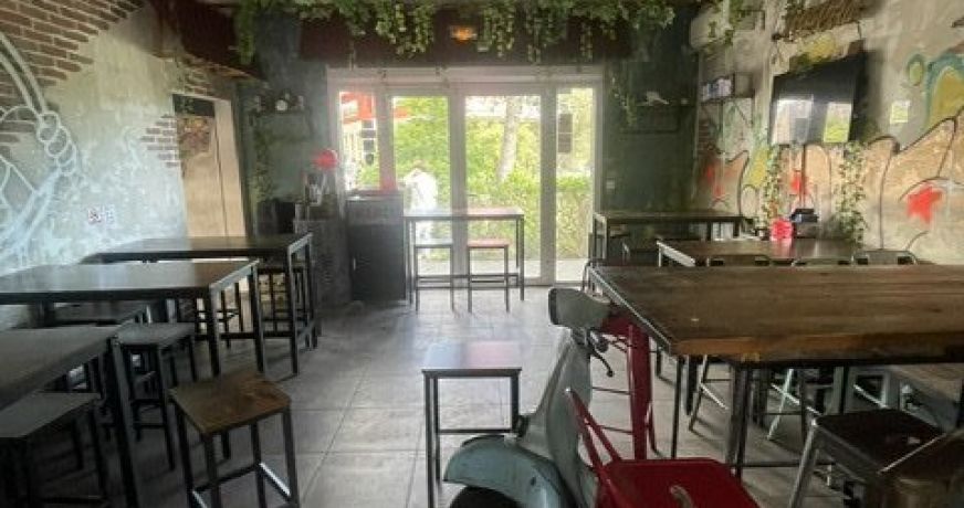 vente Local commercial Saint Clement De Riviere