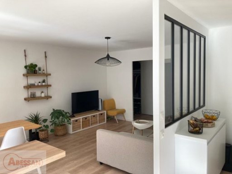 vente Appartement en résidence Lille - Photo 2