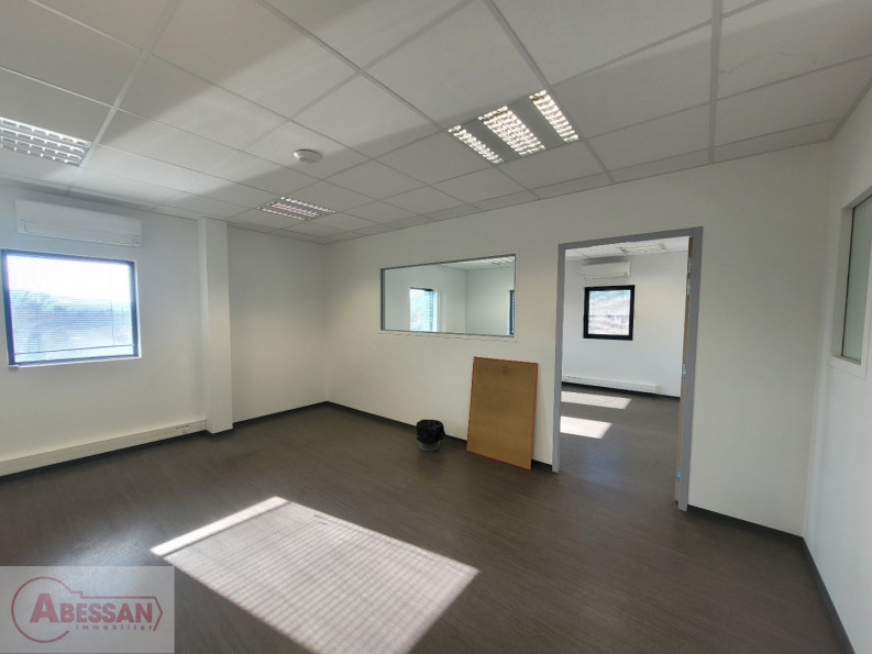 location Bureau Peyruis - Photo 8