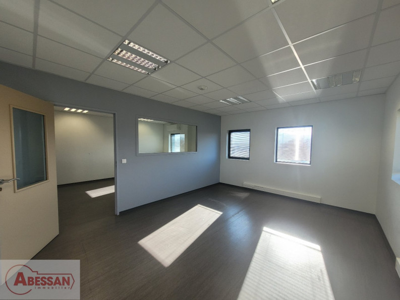 location Bureau Peyruis - Photo 5