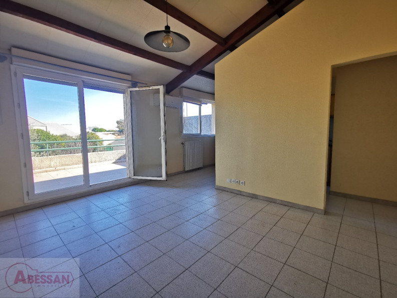 location Appartement Nimes - Photo 2