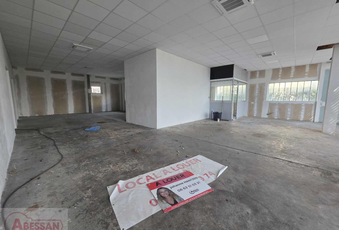 location Bâtiment Saint Christol Les Ales - Photo 2