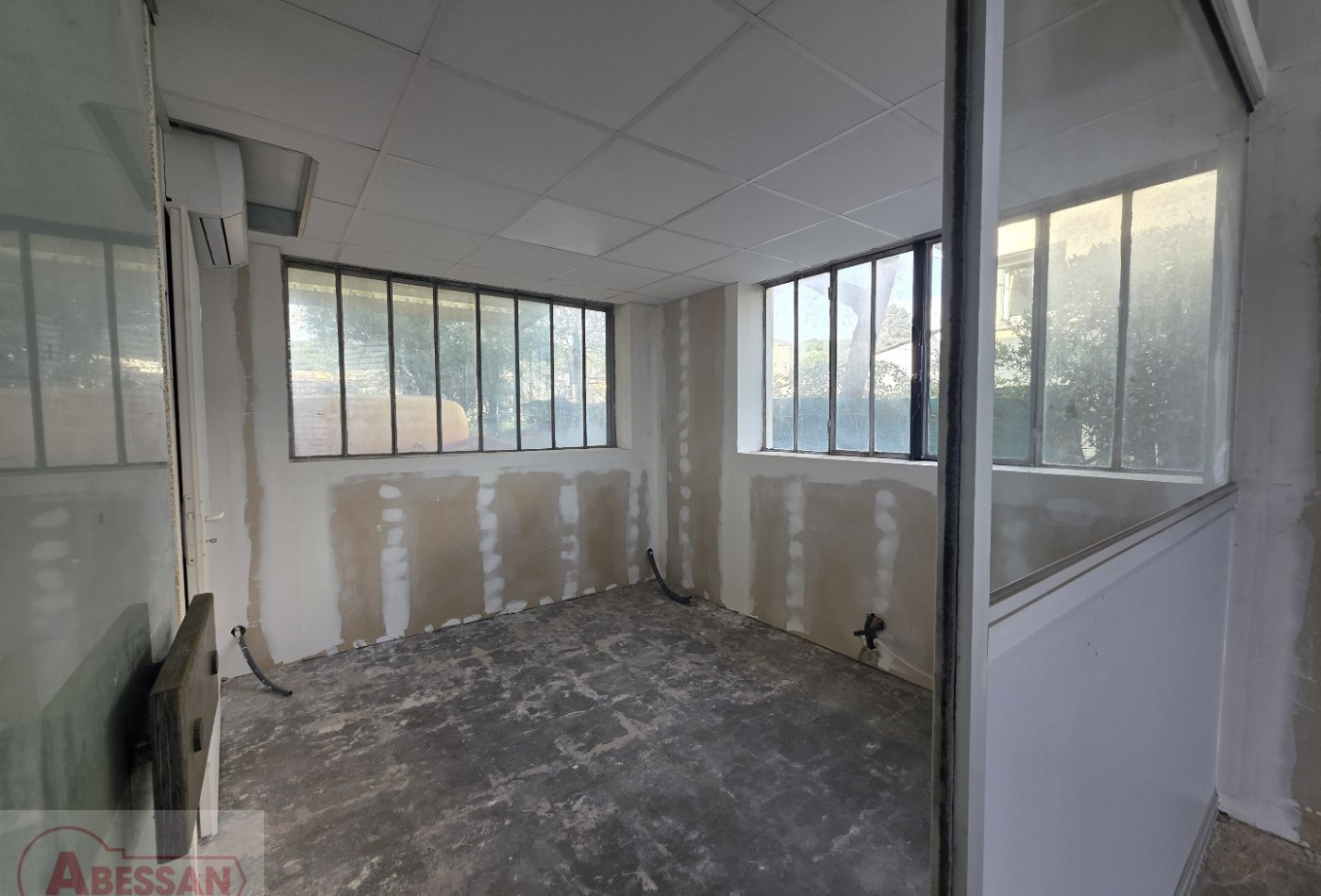 location Bâtiment Saint Christol Les Ales - Photo 4