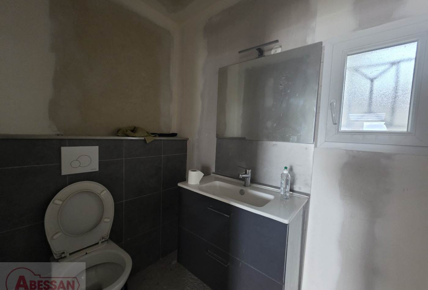 location Bâtiment Saint Christol Les Ales - Photo 9