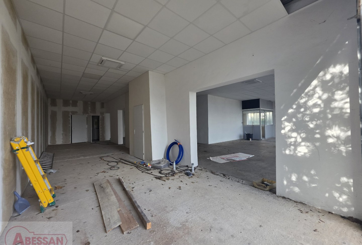 location Bâtiment Saint Christol Les Ales - Photo 8