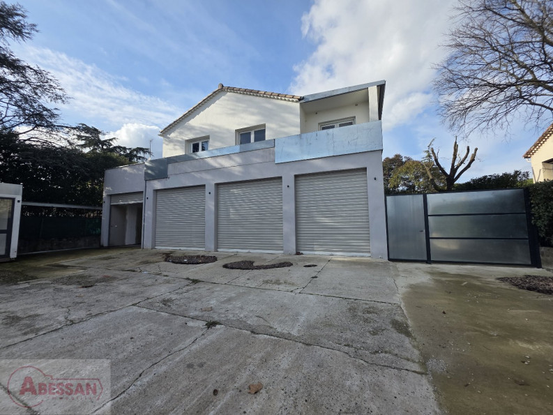 location Bâtiment Saint Christol Les Ales - Photo 1