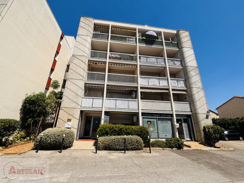 vente Appartement Nimes - Photo 2