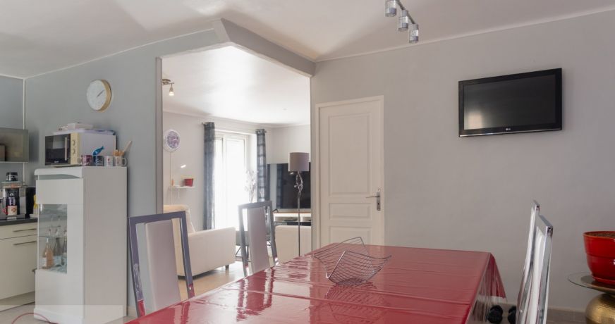 vente Maison de village La Calmette