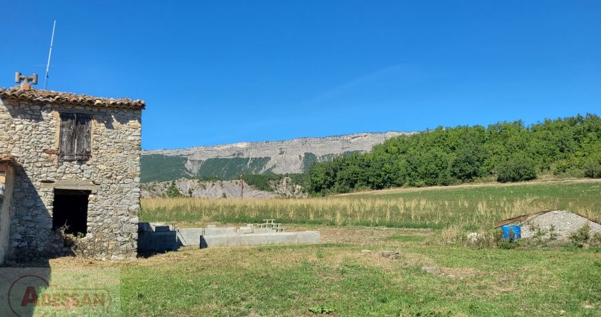 vente Terrain Laragne Monteglin