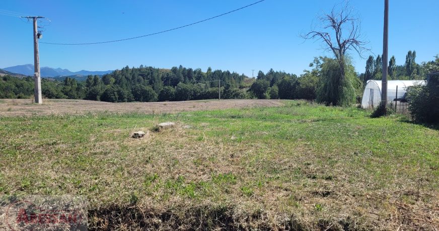 vente Terrain Laragne Monteglin