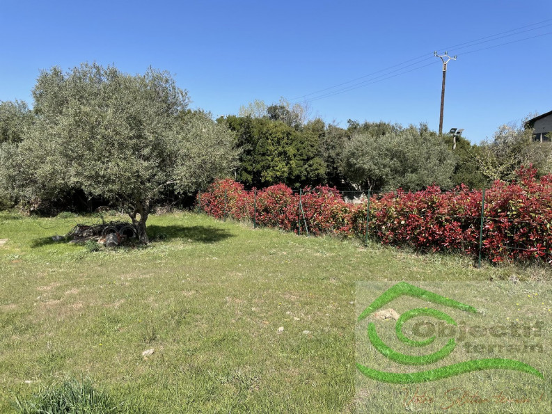 vente Terrain constructible Laurens - Photo 1
