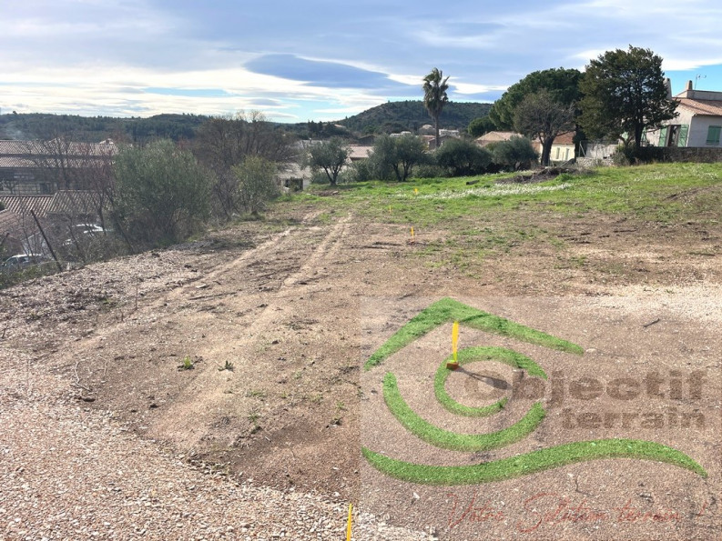 vente Terrain constructible Peret - Photo 1