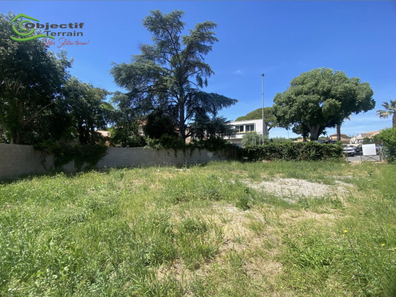 vente Terrain constructible Lignan Sur Orb - Photo 1