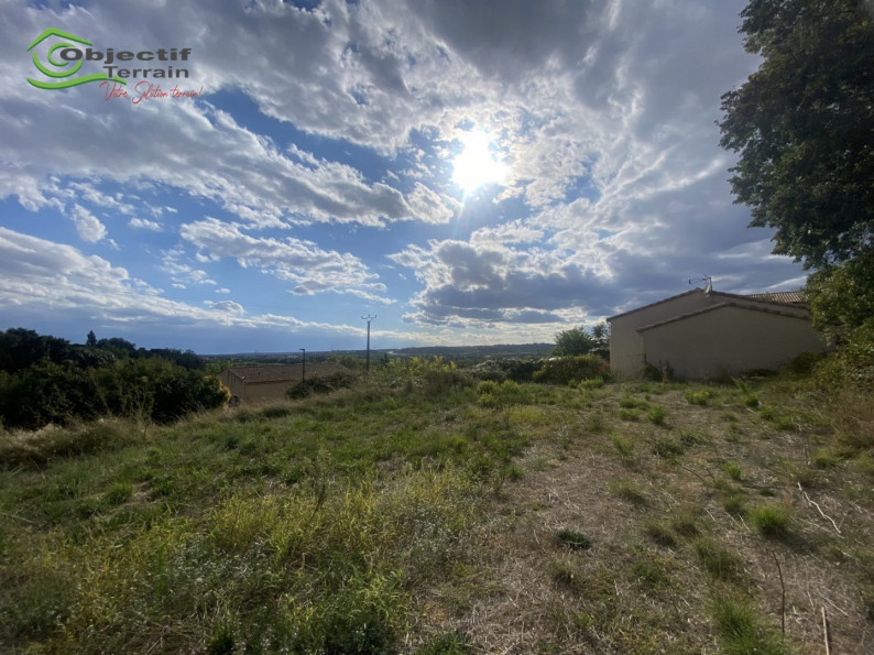 vente Terrain constructible Tressan - Photo 1