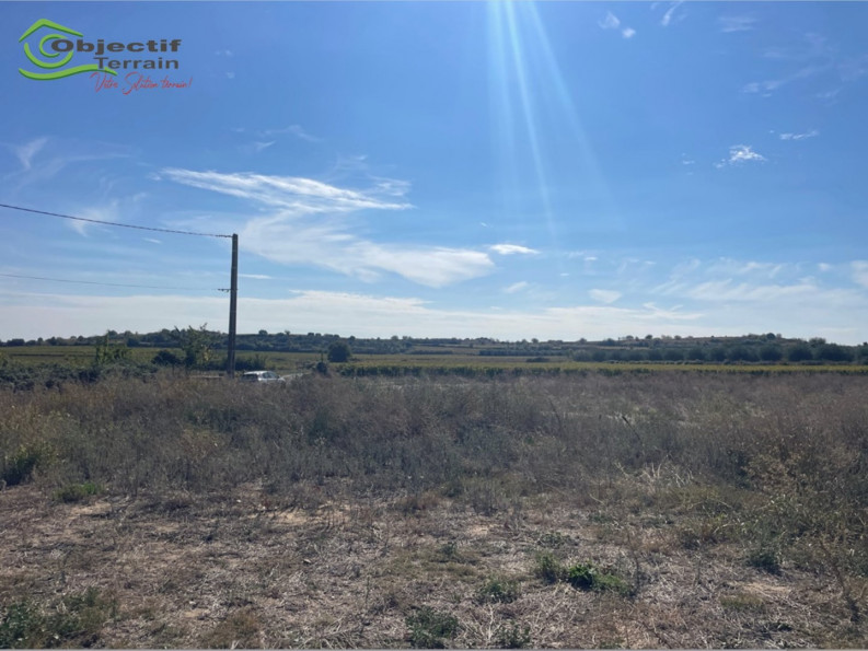 vente Terrain constructible Pouzolles - Photo 2