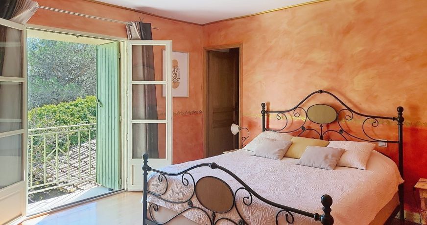 vente Mas de village Montpellier