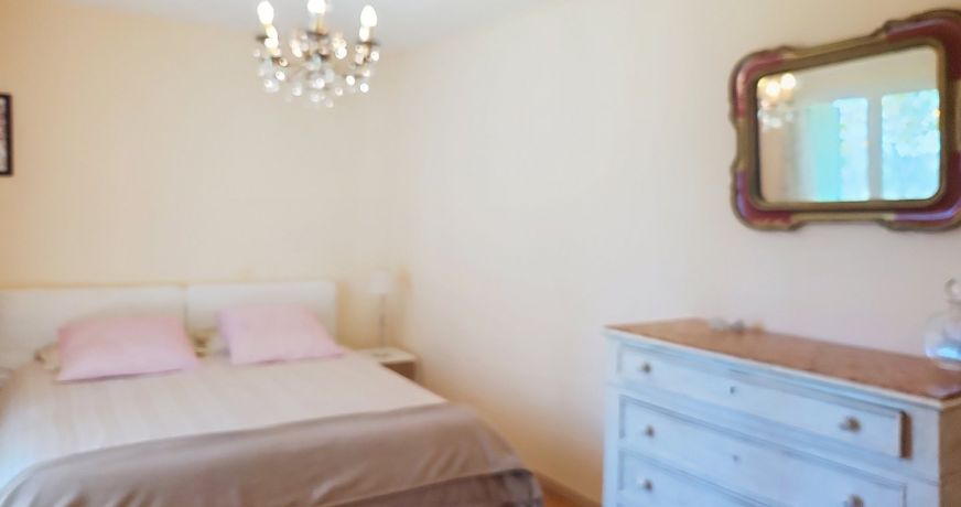 vente Mas de village Montpellier