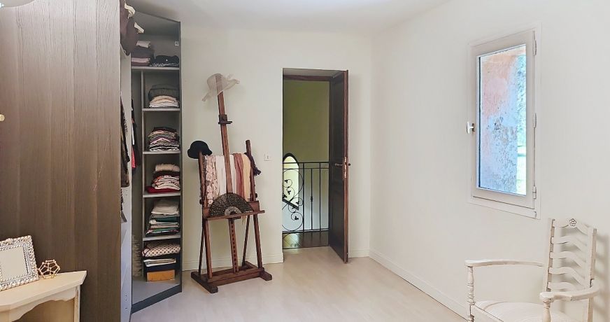 vente Mas de village Montpellier