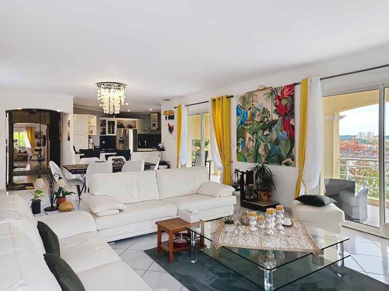 vente Maison et dépendances Juvignac - Photo 3