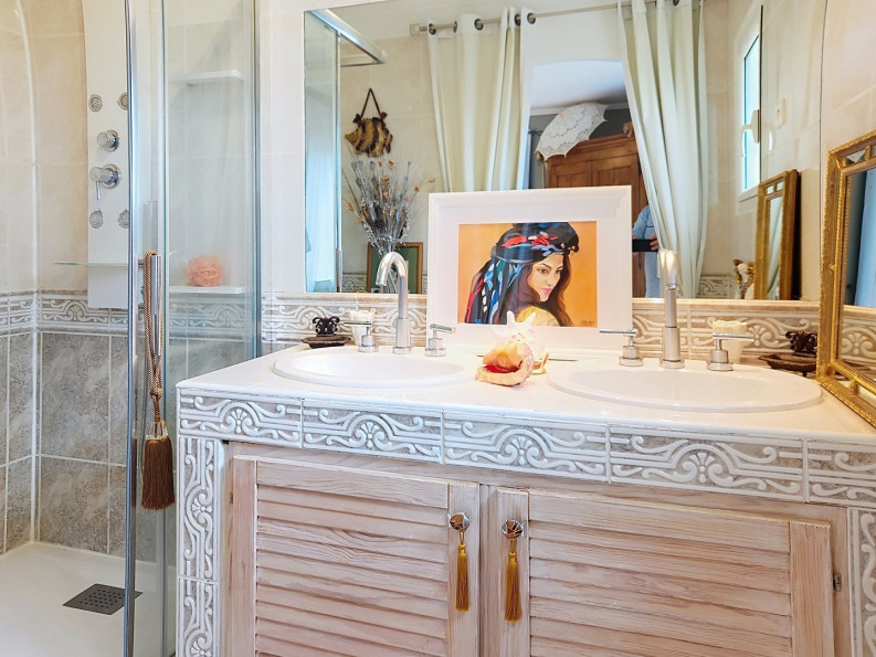 vente Maison et dépendances Juvignac - Photo 9