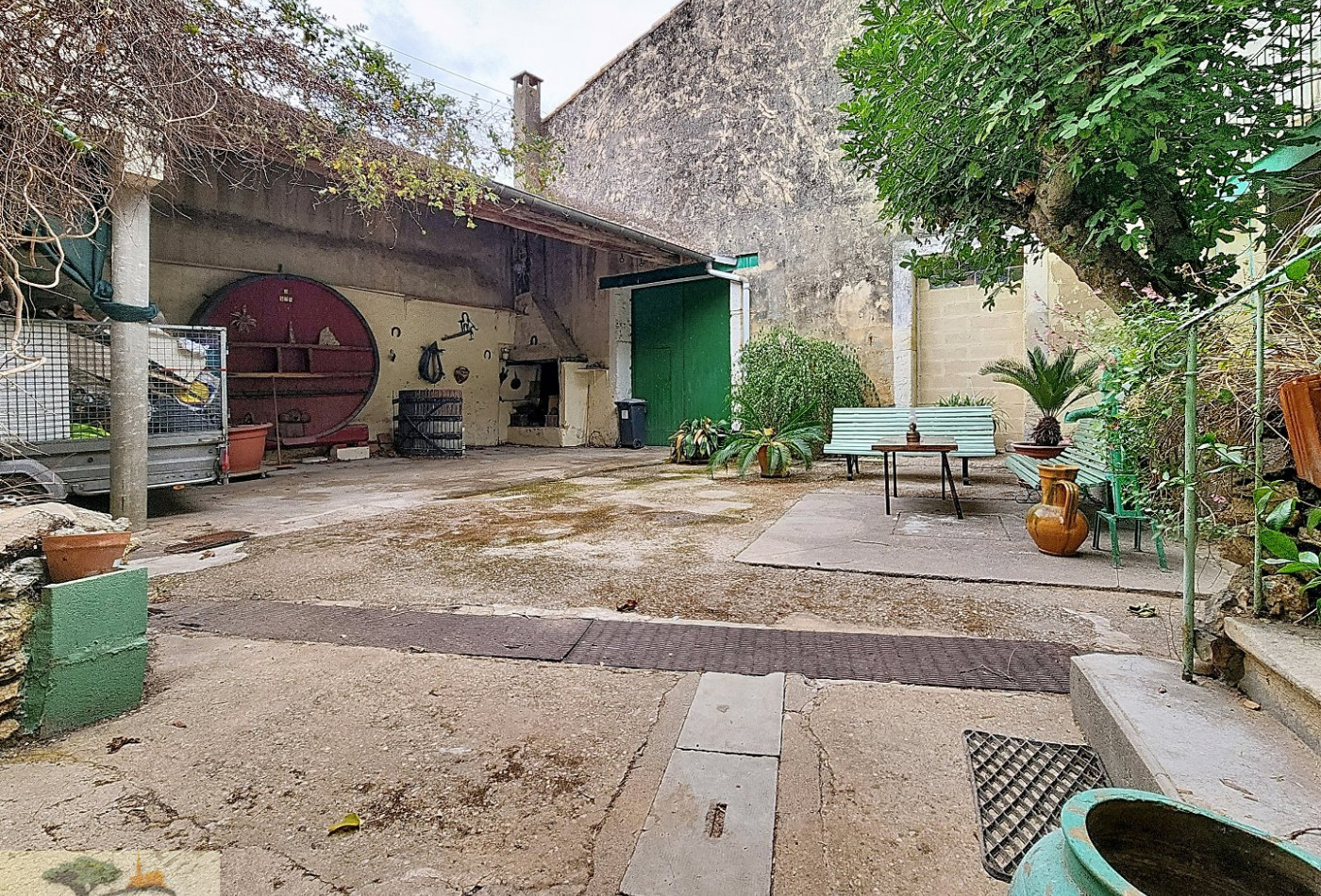 for sale Maison et dépendances Saussan - Photo 1