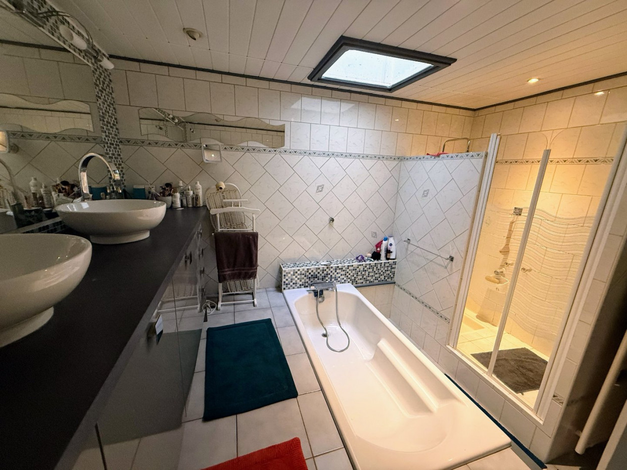 vente Maison vigneronne Montblanc - Photo 8