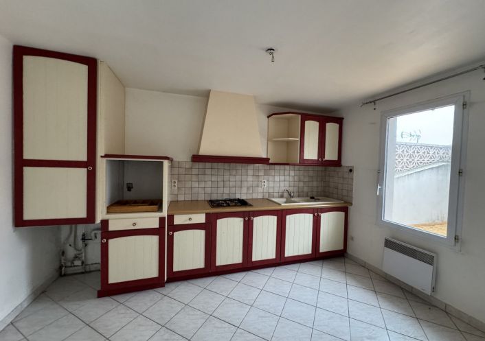 vente Ensemble immobilier Vias