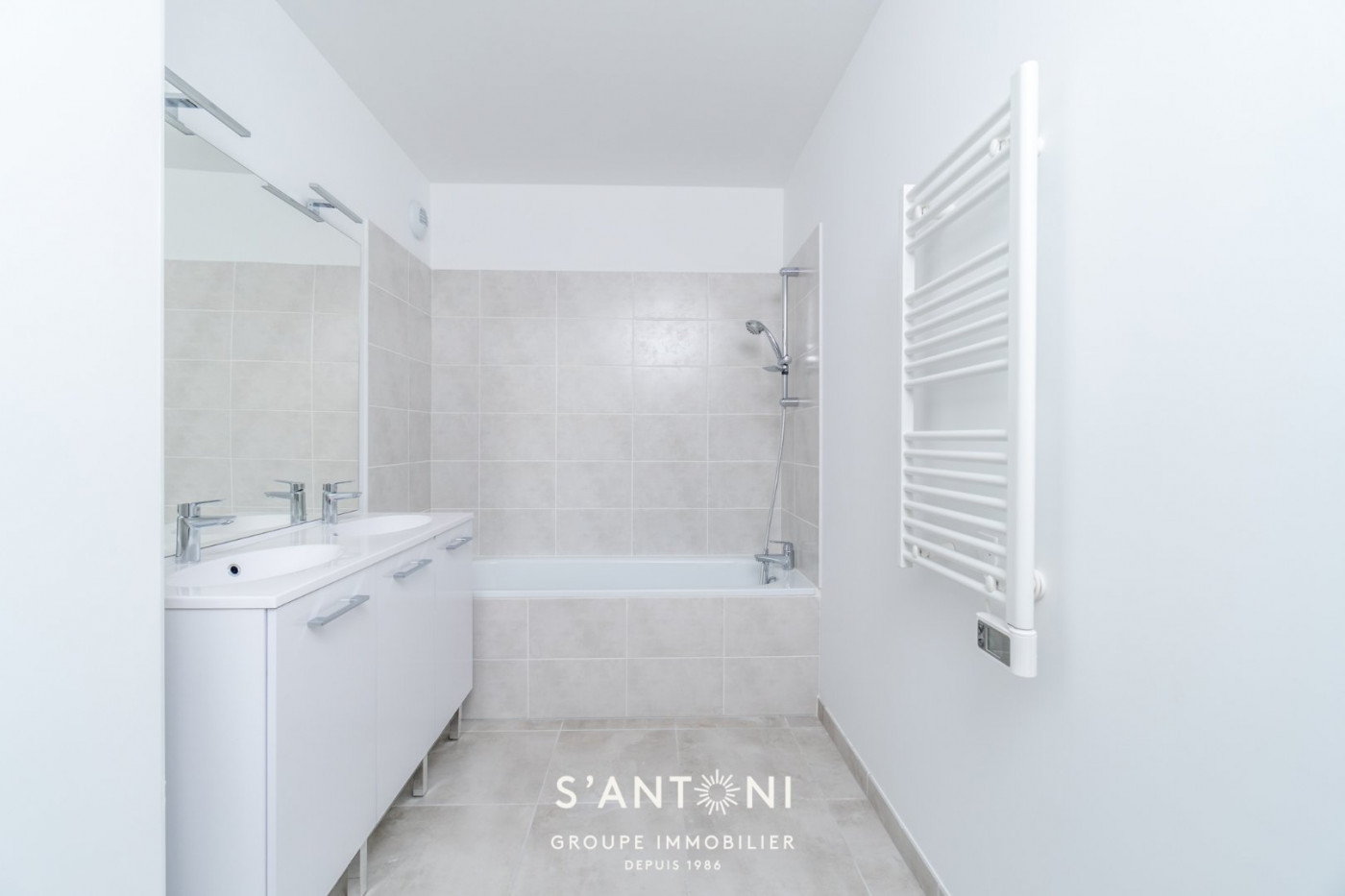 vente Appartement en frais réduits Vias - Photo 7