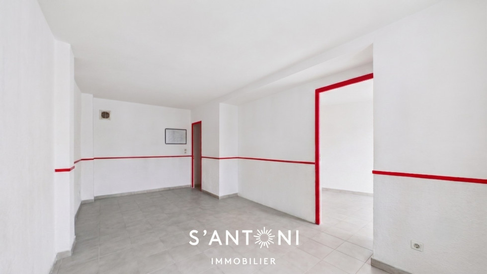 vente Local commercial Vias - Photo 2
