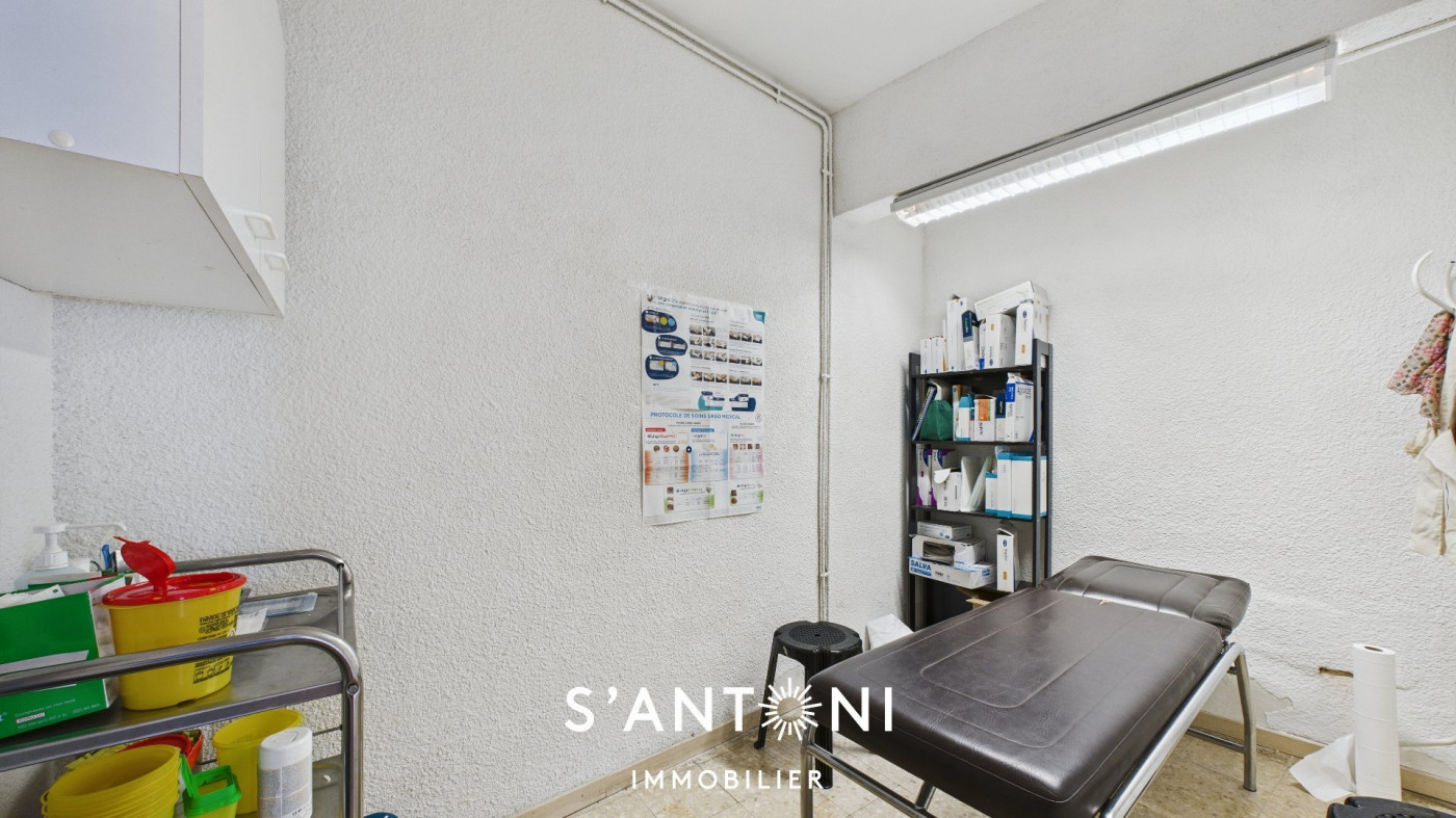 vente Local commercial Vias - Photo 3