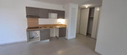 location Appartement Vias
