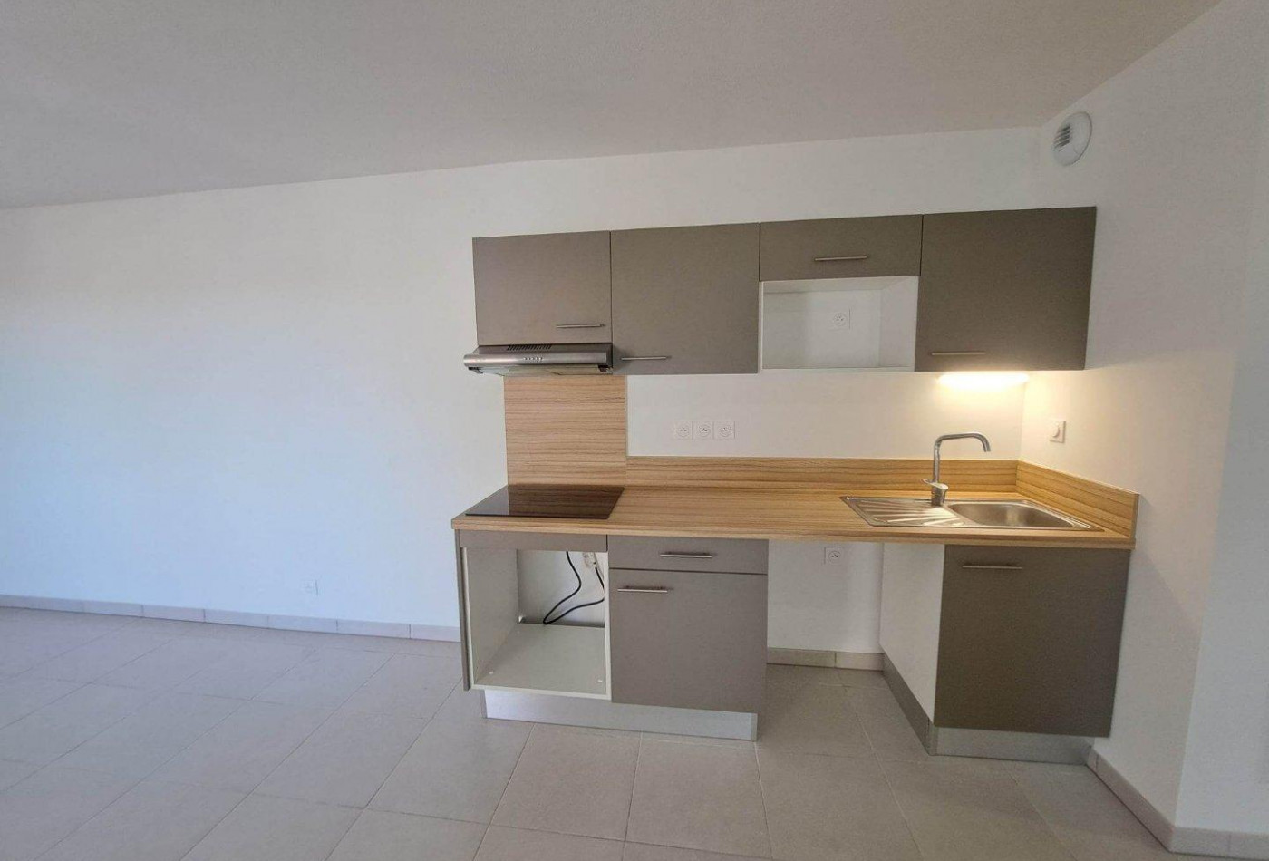 location Appartement Vias - Photo 5