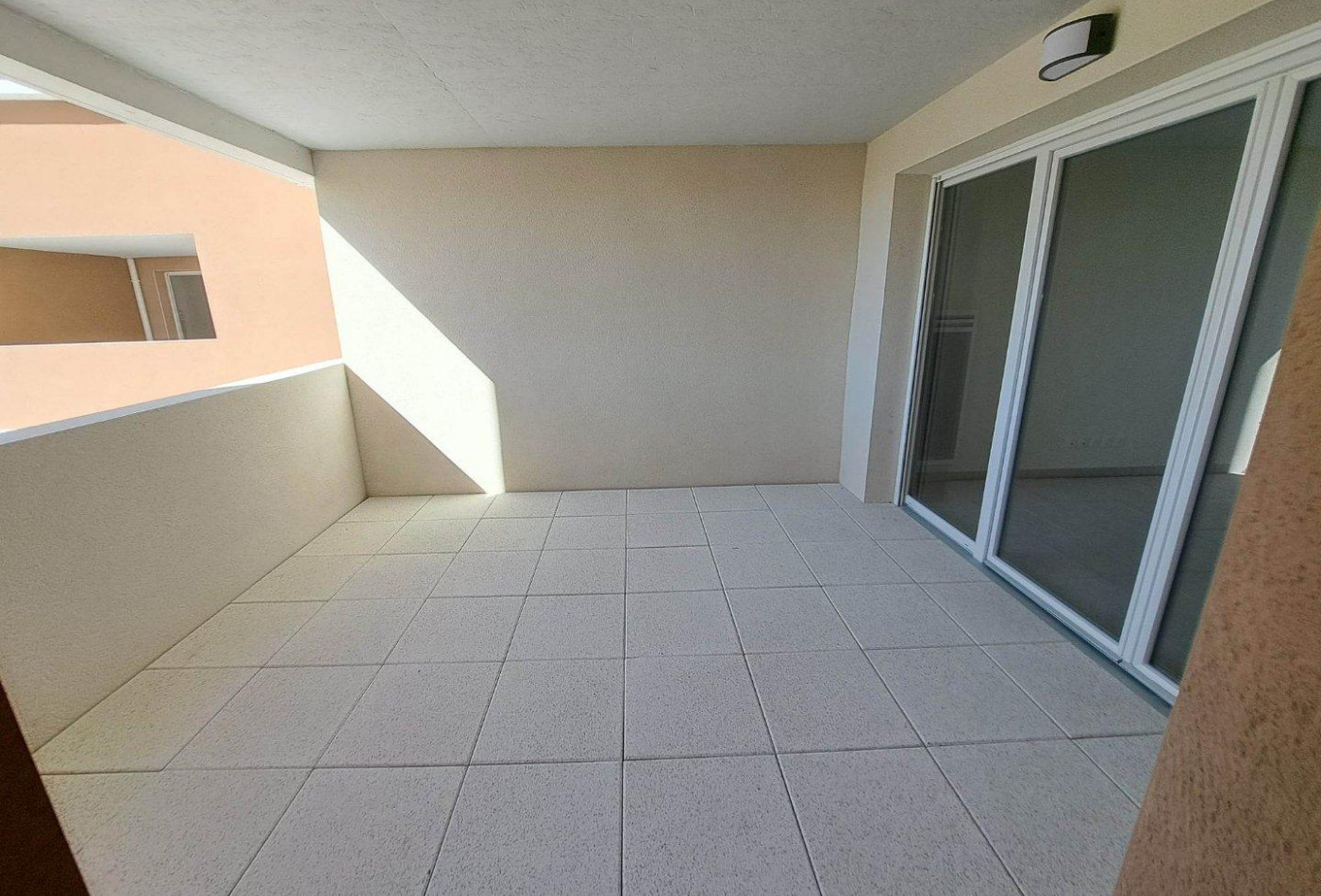 location Appartement Vias - Photo 2