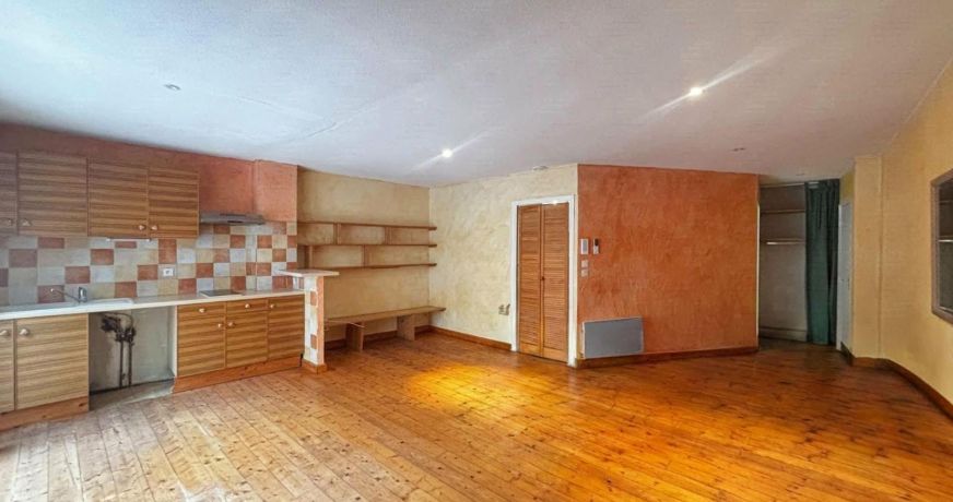 location Appartement Vias