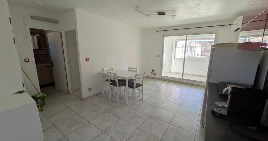 location Appartement Vias