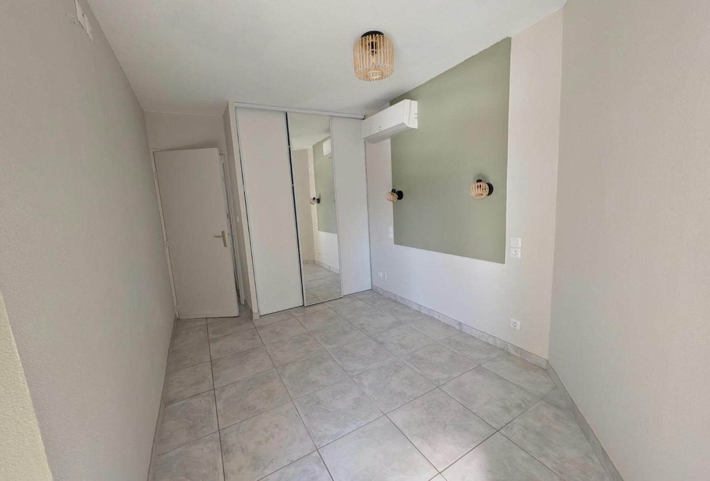 location Appartement Vias - Photo 5