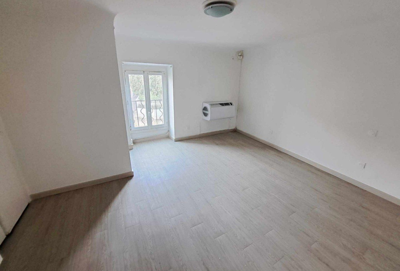 location Maison Bessan - Photo 2