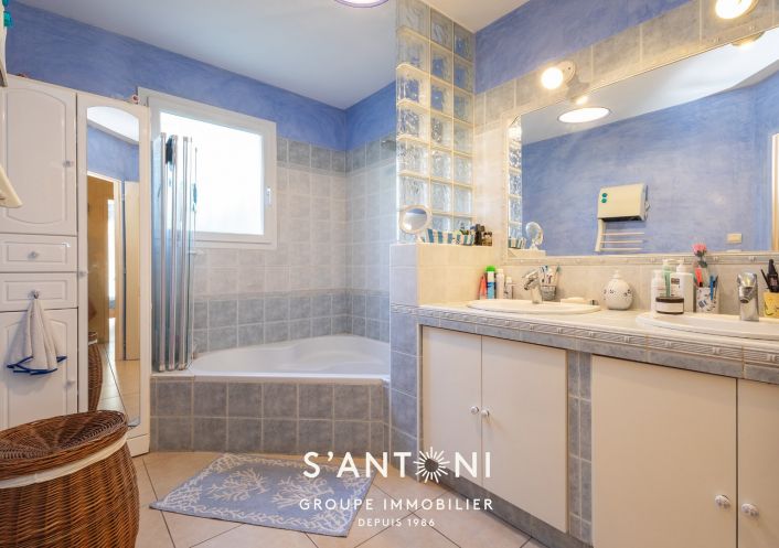 vente Villa Montady