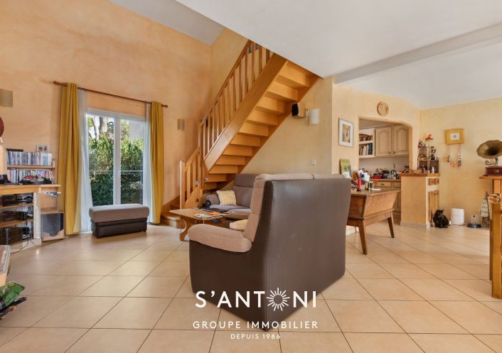 vente Villa Montady