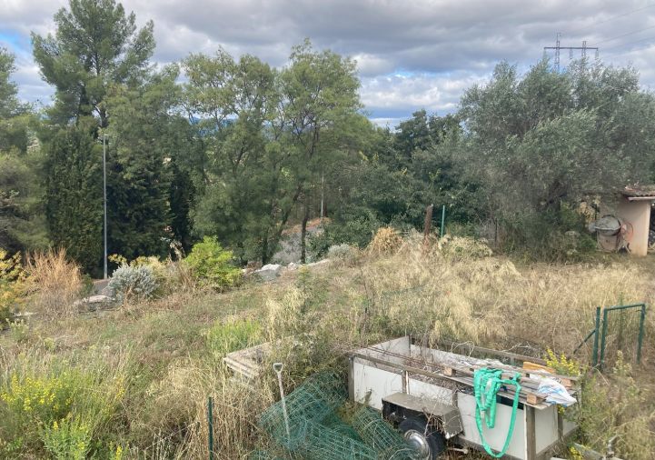 à vendre Terrain Magalas