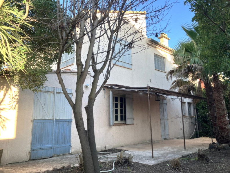 vente Maison à rénover Beziers - Photo 1