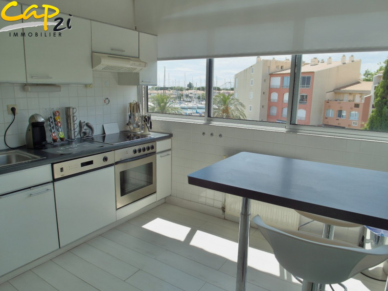 en location saisonnière Appartement mezzanine Le Cap D'agde - Photo 5