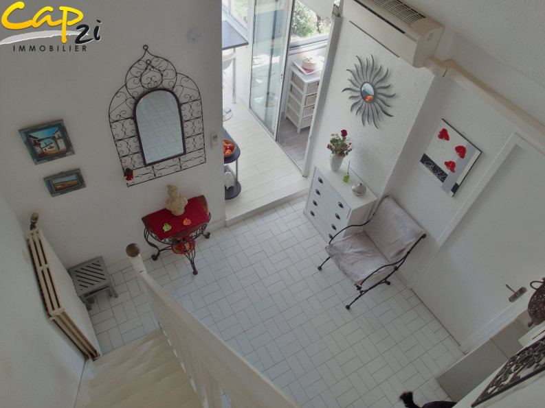 en location saisonnière Appartement mezzanine Le Cap D'agde - Photo 3