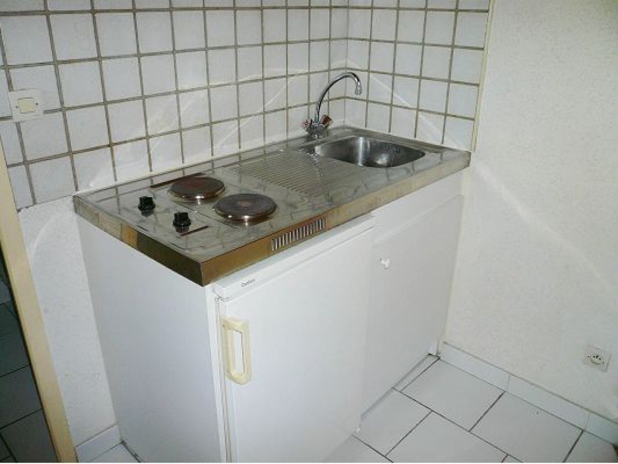 location Studio mezzanine Montpellier - Photo 2