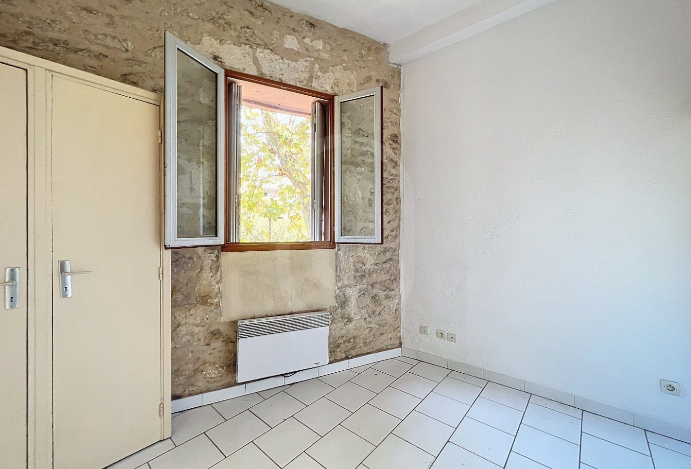 location Studio mezzanine Montpellier - Photo 1