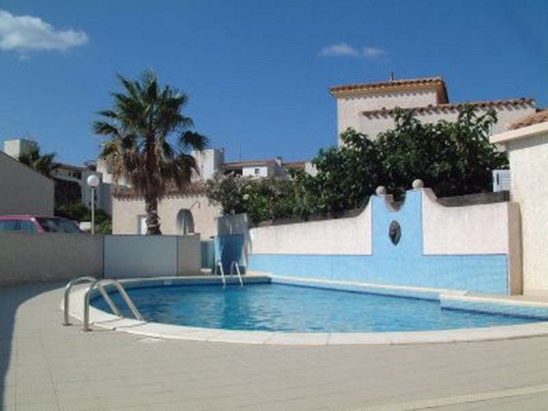 en location saisonnière Maison jumelée Le Cap D'agde - Photo 1