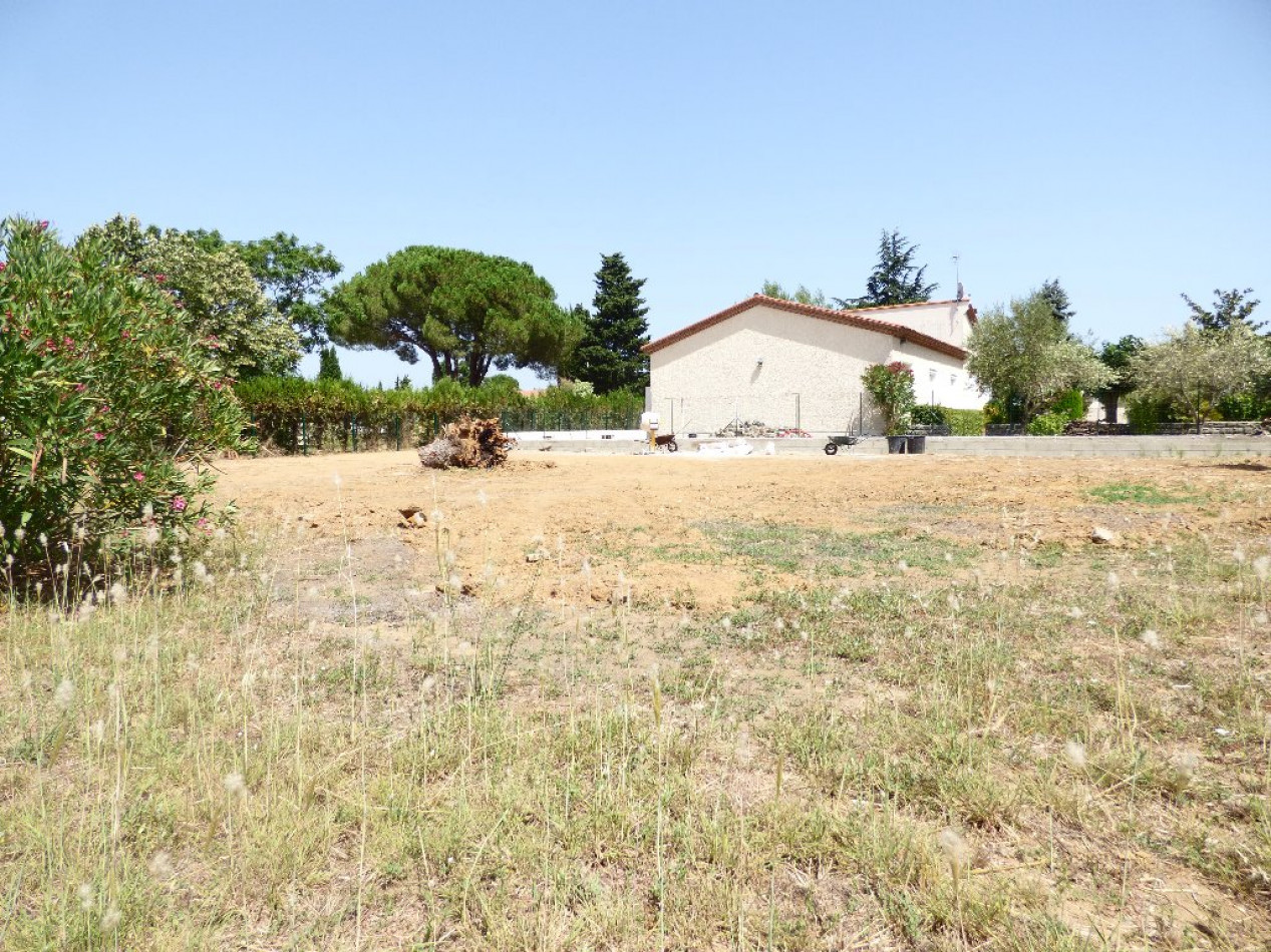 vente Terrain constructible Villeneuve Les Beziers - Photo 1