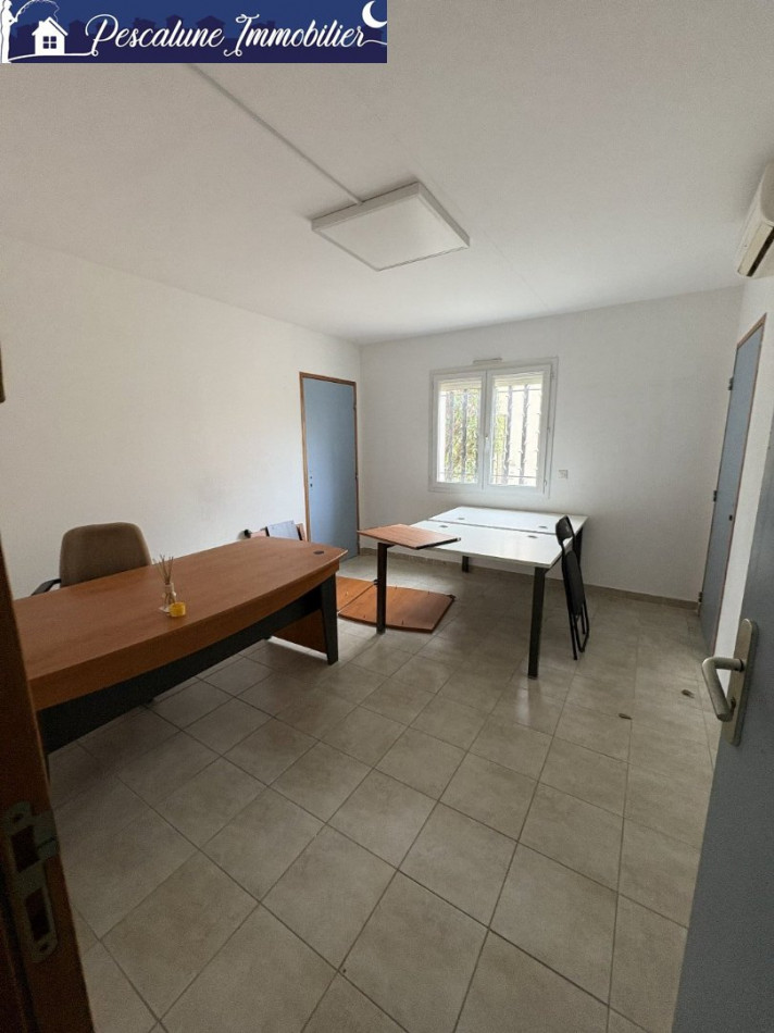 location Bureau Lunel - Photo 1