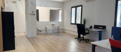 location Local commercial Lunel